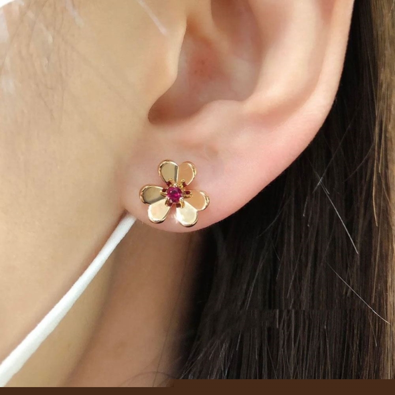 Vca Earrings
